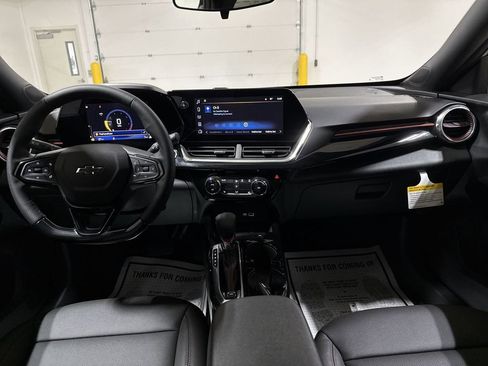 New 2026 Chevrolet Trax RS w/ Driver Confidence Package image 10