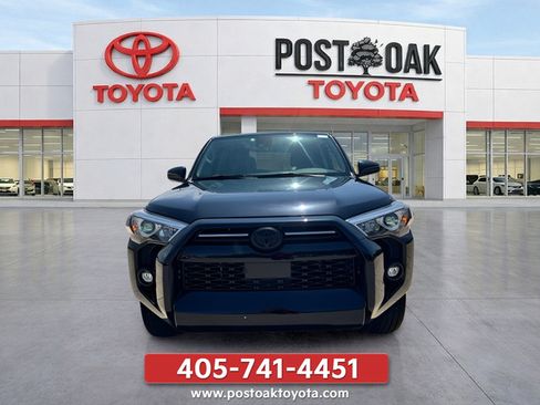 Used 2023 Toyota 4Runner SR5 RWD image 3