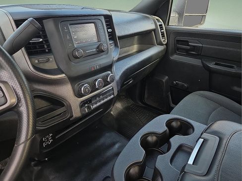 Used 2023 RAM 5500 Tradesman w/ Max Tow Package RWD image 10