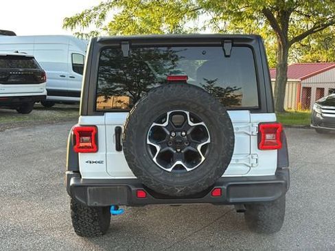 Used 2022 Jeep Wrangler Unlimited Rubicon 4xe w/ Cold Weather Group AWD/4WD image 26