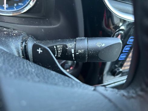 Used 2018 Toyota Corolla SE w/ SE Premium Package FWD image 21