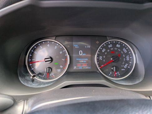 Used 2019 Toyota RAV4 XLE FWD image 29