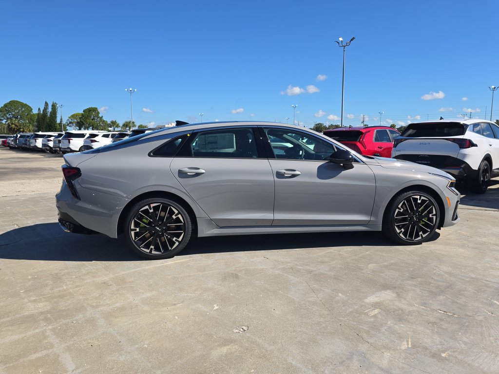 New 2027 Kia K5 GT FWD image 10