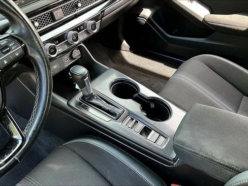 Used 2022 Honda Civic Sport image 15
