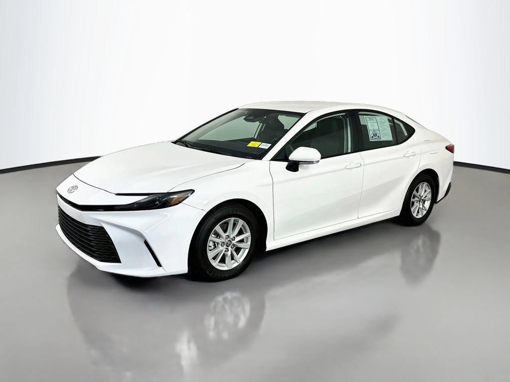 Used 2025 Toyota Camry LE FWD image 3