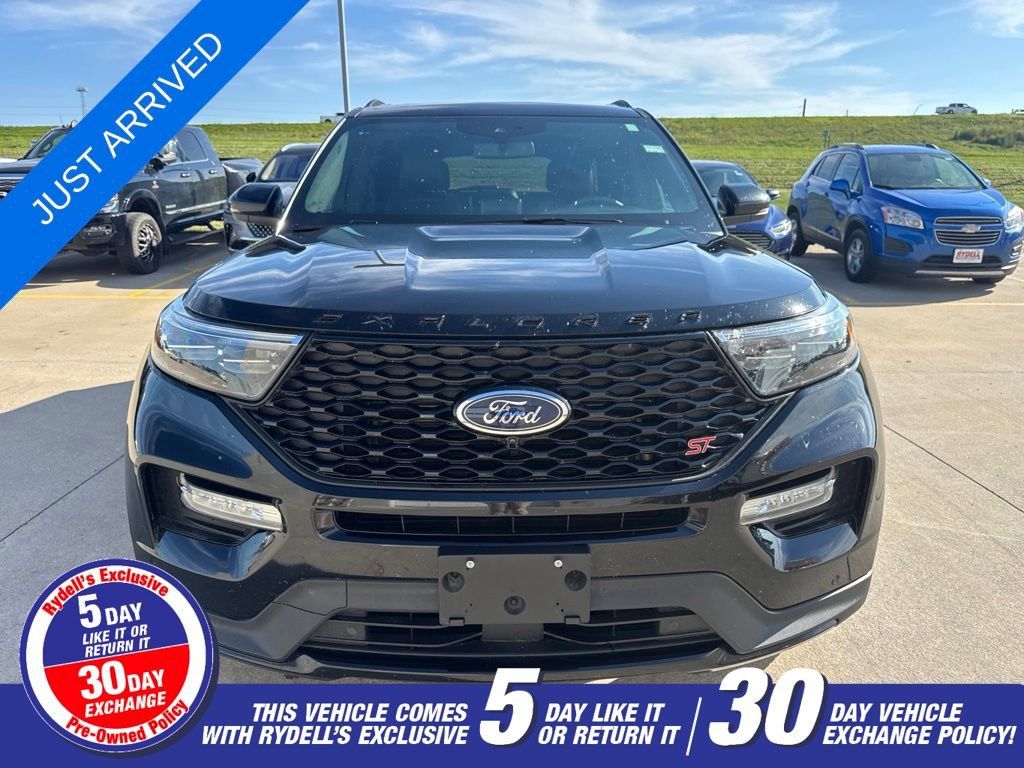 Used 2023 Ford Explorer ST w/ Equipment Group 401A AWD/4WD image 2