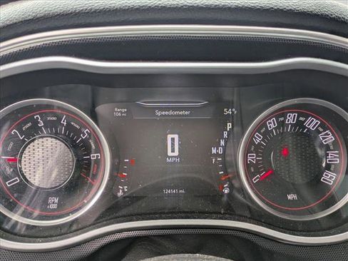 Used 2016 Dodge Challenger SXT Plus image 10