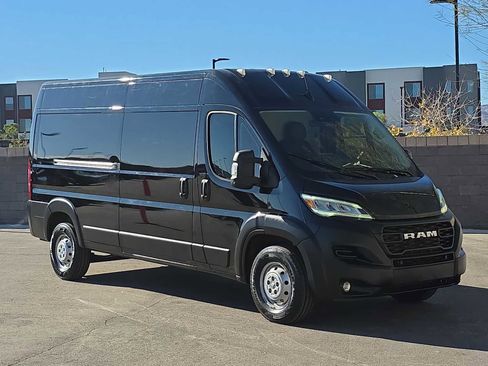 Used 2023 RAM ProMaster 3500 w/ Driver Convenience Group image 3