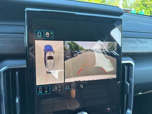 New 2026 GMC Acadia Denali Ultimate w/ LPO, Floor Liner Package AWD/4WD image 20