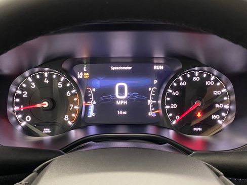 New 2026 Jeep Compass Latitude w/ Sun and Sound Group AWD/4WD image 17