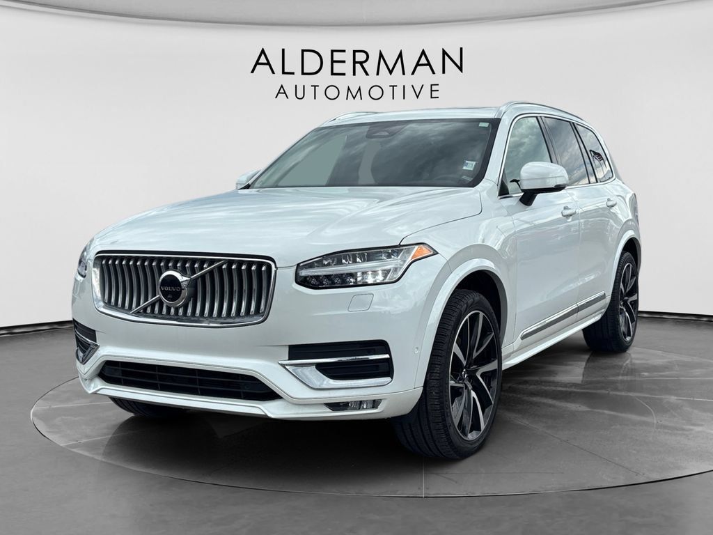 Used 2023 Volvo XC90 B6 Plus w/ Protection Package Premier AWD/4WD image 1