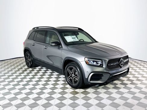New 2026 Mercedes-Benz GLB 250 image 1
