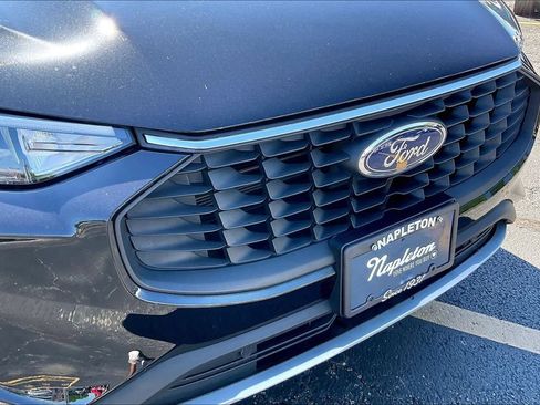 Certified 2024 Ford Escape Active AWD/4WD image 31
