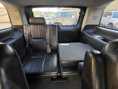 Used 2008 GMC Yukon Denali AWD/4WD image 16
