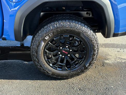 New 2026 GMC Canyon Elevation w/ LPO, Sports Bar Package image 10