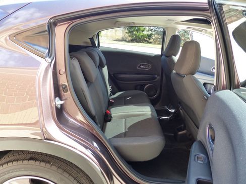 Used 2021 Honda HR-V EX image 45