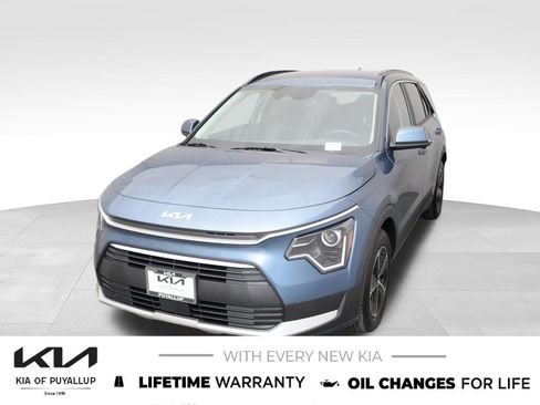 New 2026 Kia Niro EX FWD image 1