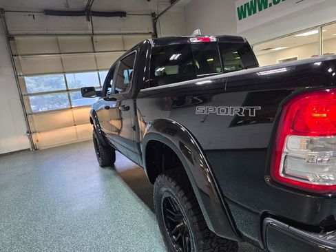 Used 2022 RAM 1500 Big Horn AWD/4WD image 10