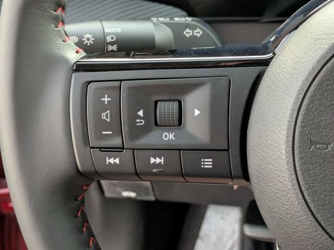 New 2026 Nissan Kicks SR FWD image 14