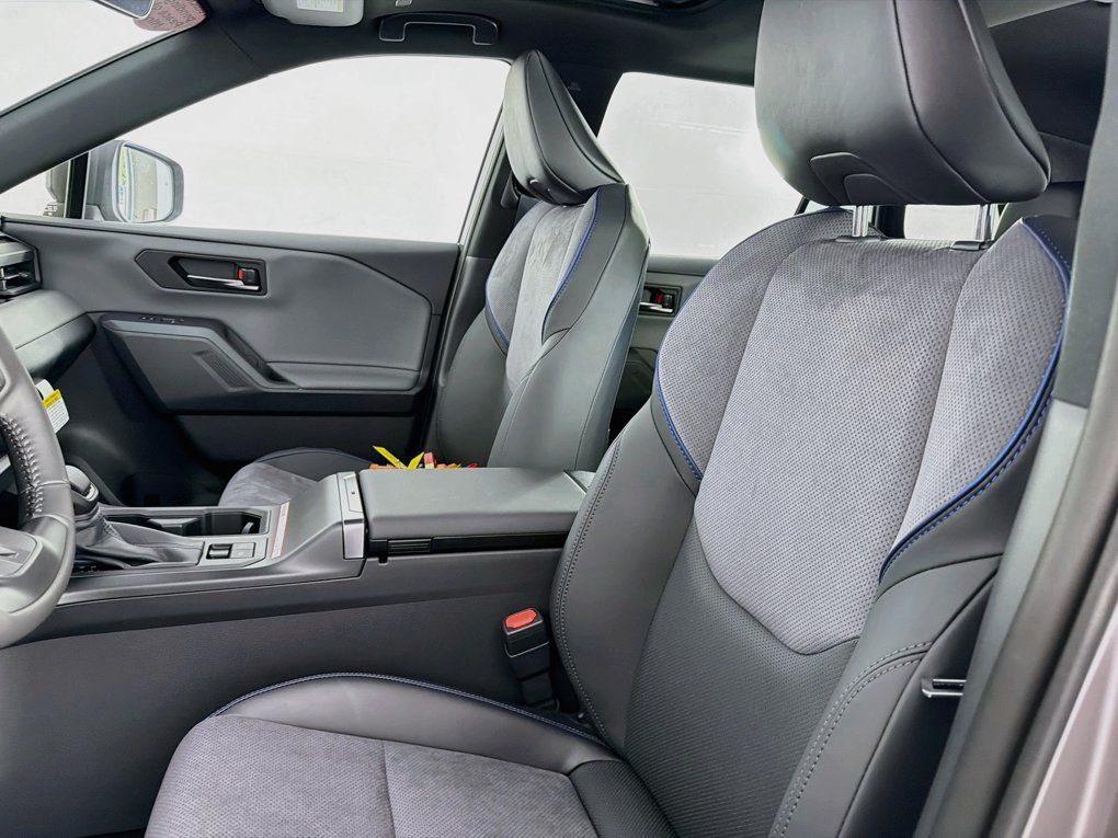 New 2026 Toyota RAV4 XSE AWD/4WD image 32
