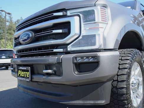 Used 2022 Ford F350 Platinum AWD/4WD image 34