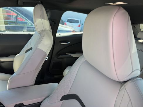 Used 2025 Lexus UX 300h FWD w/ Accessory Package (Z2) image 7