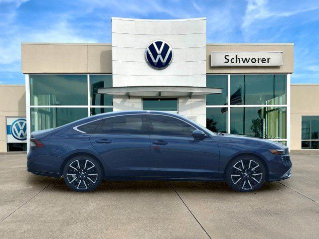 Used 2026 Honda Accord Touring image 5