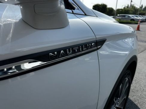 Certified 2023 Lincoln Nautilus Reserve w/ Cargo Utility Package AWD/4WD image 47