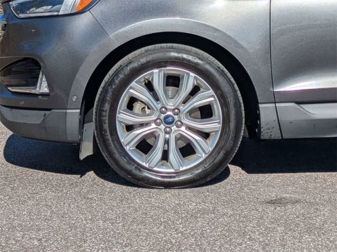 Used 2020 Ford Edge Titanium w/ Equipment Group 301A image 10