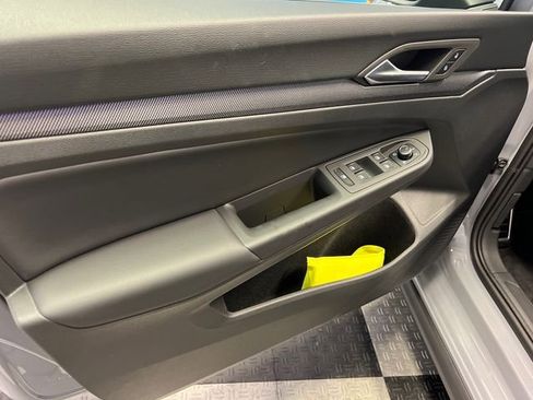 New 2025 Volkswagen GTI SE image 7