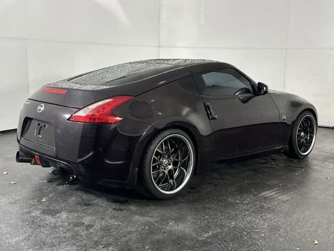 Used 2013 Nissan 370Z Coupe image 11