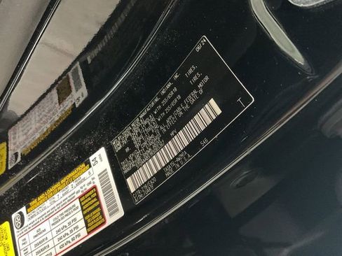 Used 2024 Toyota Grand Highlander XLE AWD/4WD image 24