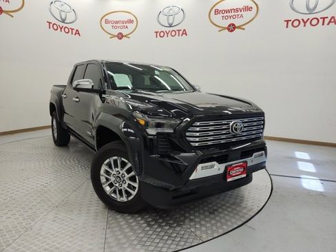 Used 2025 Toyota Tacoma Limited image 1