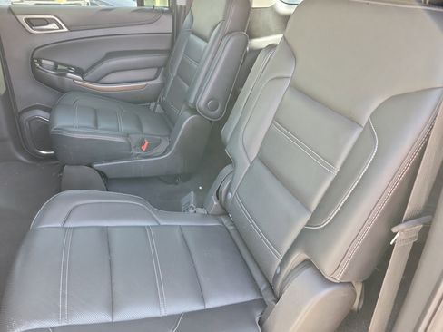 Used 2020 GMC Yukon XL Denali image 6