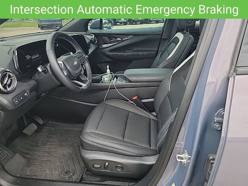 Certified 2024 Chevrolet Blazer EV LT AWD/4WD image 25