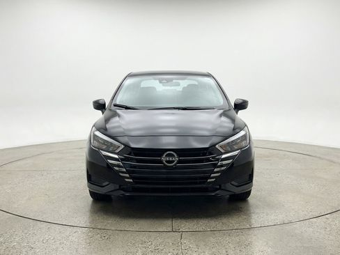 Used 2025 Nissan Versa SV image 2