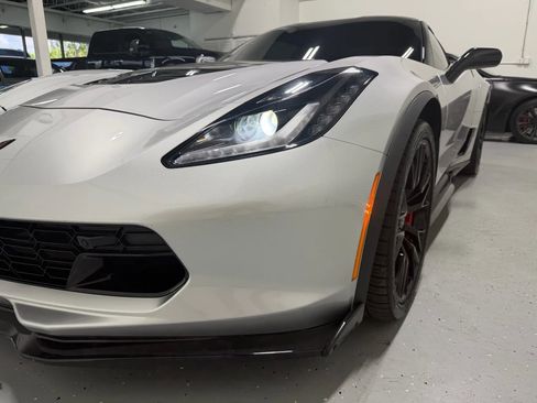 Used 2016 Chevrolet Corvette Z06 w/ 3LZ Preferred Equipment Group image 7