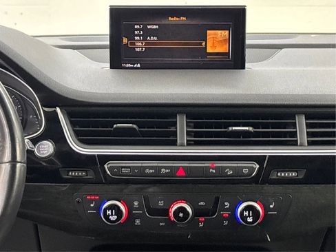 Used 2018 Audi Q7 3.0T Premium Plus w/ Premium Plus Package image 19