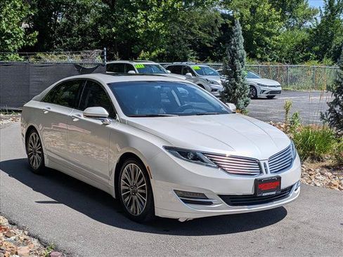 Used 2013 Lincoln MKZ FWD image 8