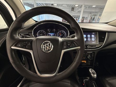 Used 2020 Buick Encore Essence image 16