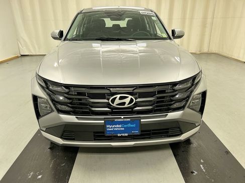 Used 2025 Hyundai Tucson SE image 3