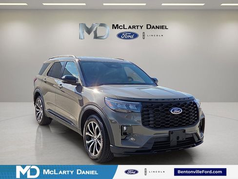 New 2026 Ford Explorer ST-Line image 1