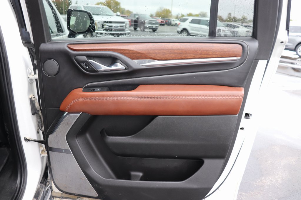 Used 2023 GMC Yukon XL Denali Ultimate AWD/4WD image 20