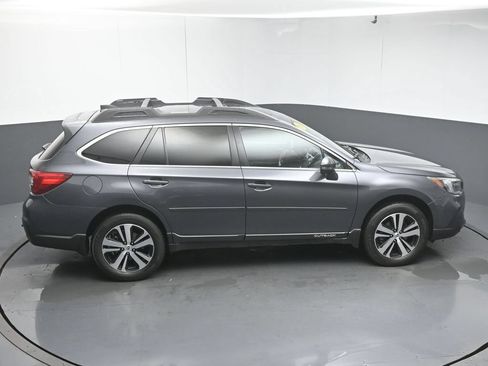 Used 2018 Subaru Outback 2.5i Limited AWD/4WD image 49