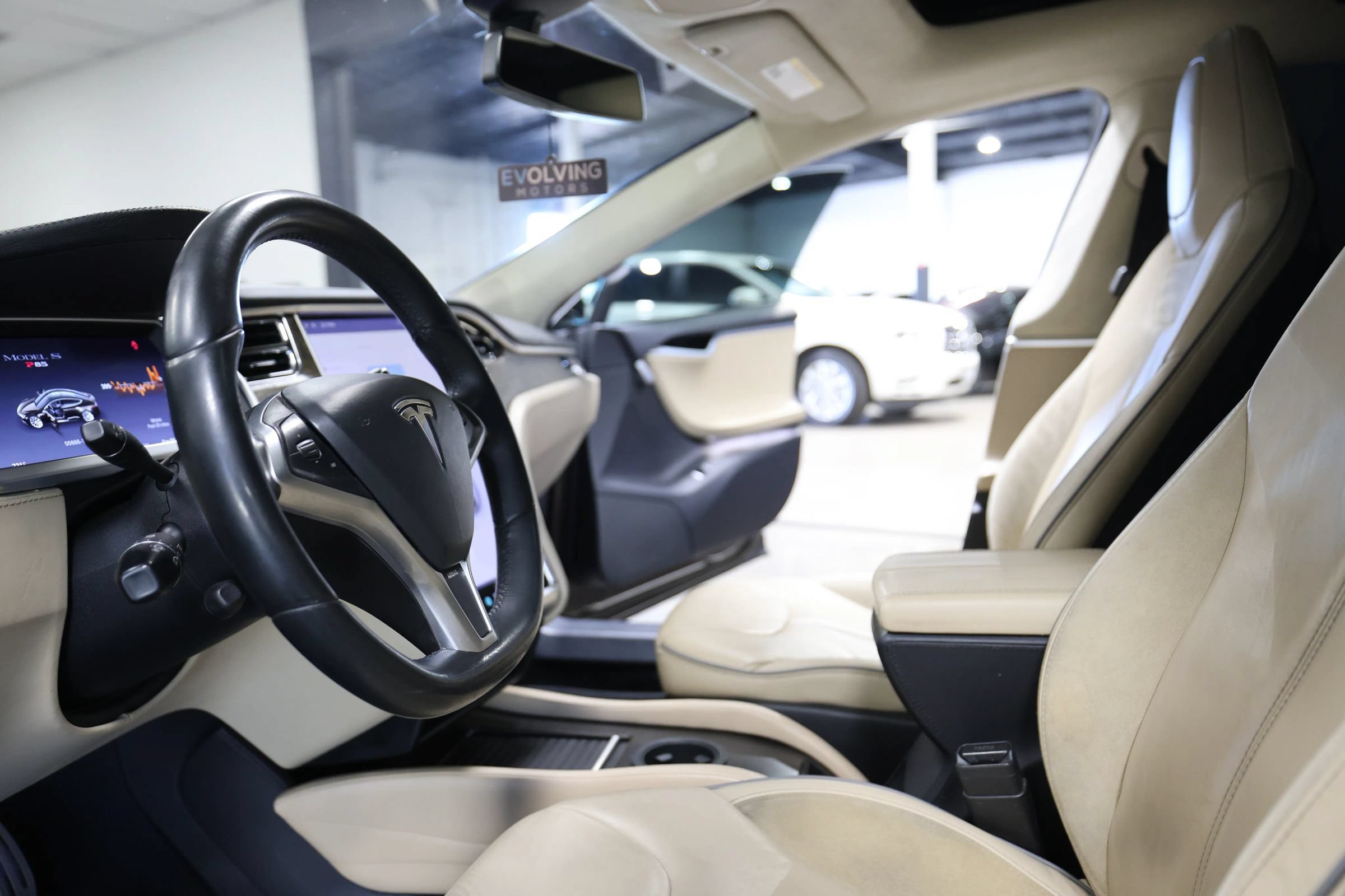 Used 2013 Tesla Model S Performance RWD image 33