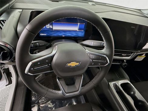 New 2026 Chevrolet Equinox EV LT w/ Comfort Package image 6