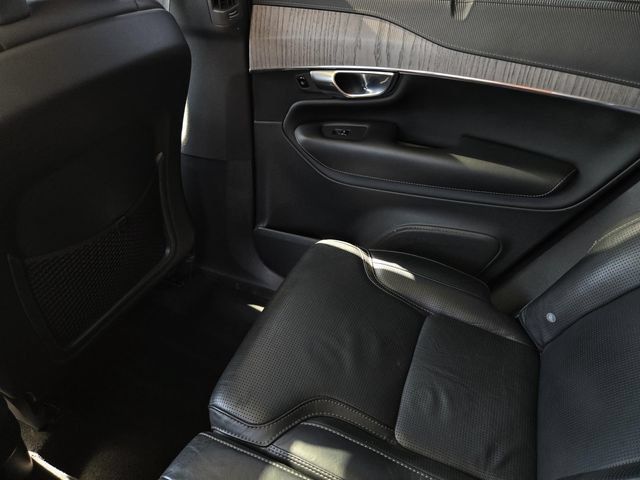 Used 2021 Volvo XC90 T6 Inscription AWD/4WD image 17