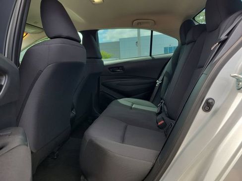 Used 2023 Toyota Corolla LE image 11