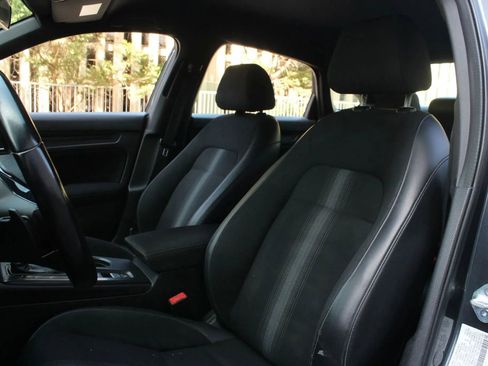 Used 2022 Honda Civic Sport image 17