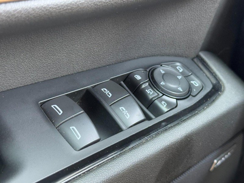Used 2024 GMC Sierra 2500 AT4 w/ AT4 Premium Plus Package AWD/4WD image 23